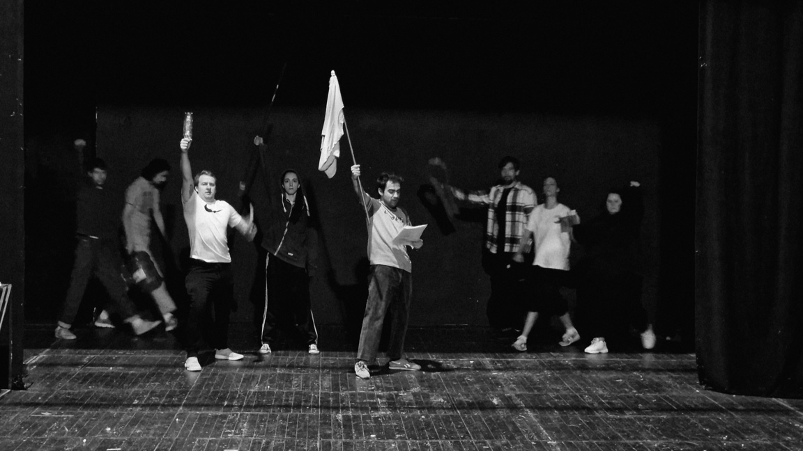 "Трябва и някакво действие, Хамлете" с п...