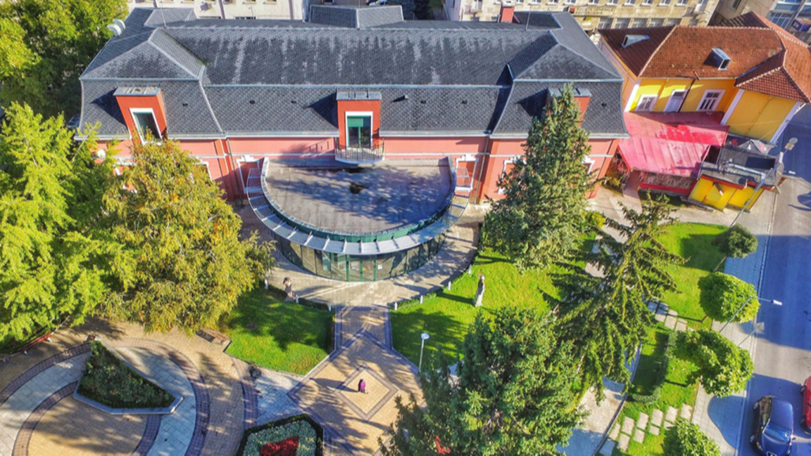 Галерия за младите