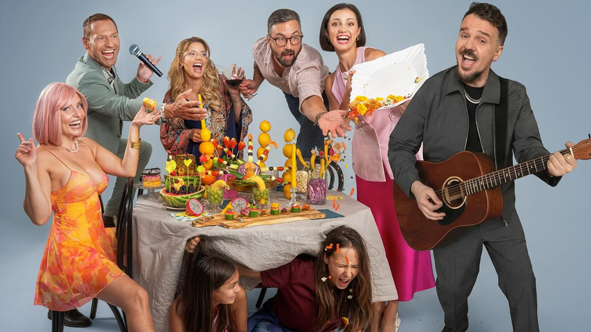 Графа с дебют като автор на музика към и...