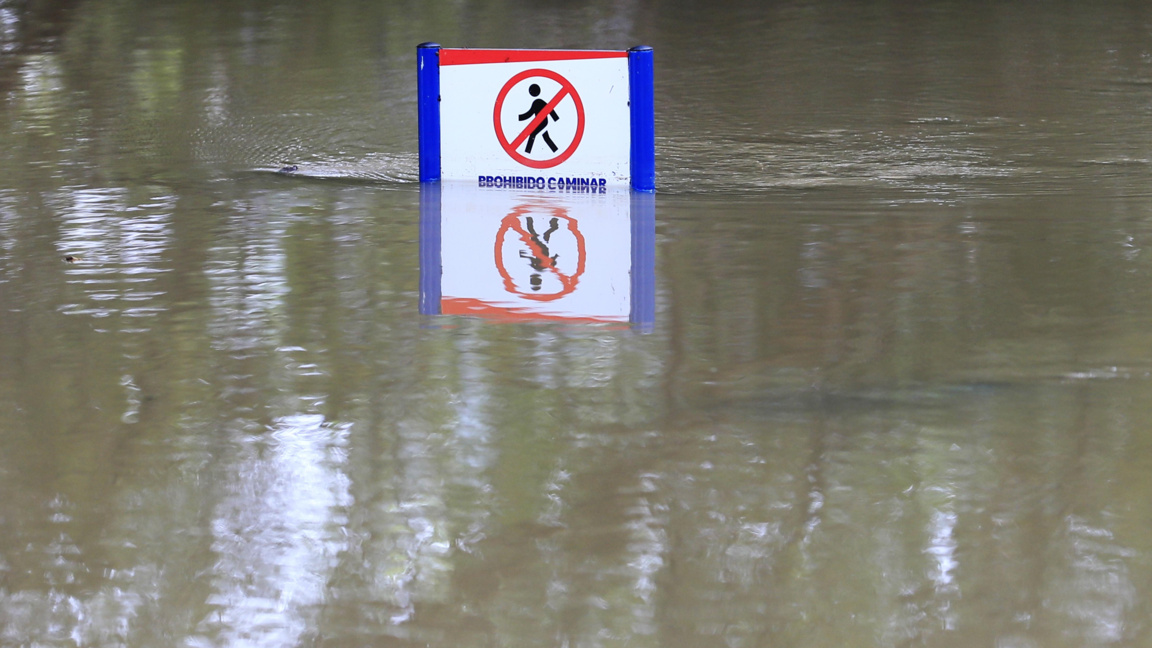 Над 20 жертви на мащабни наводнения в Ко...