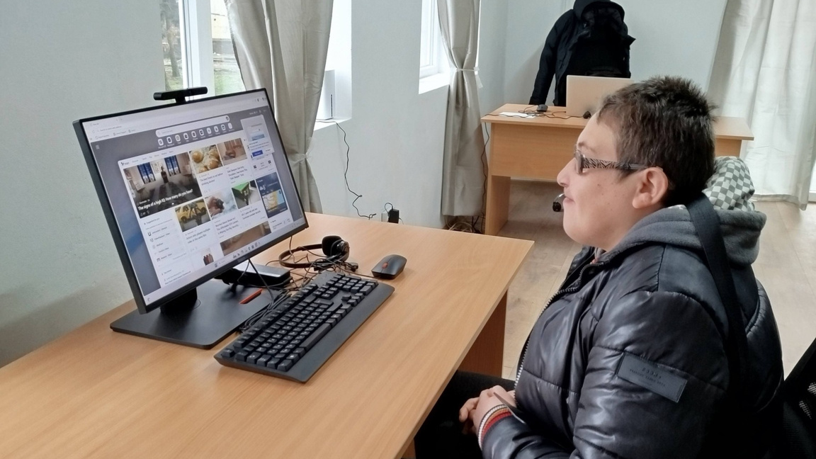 Дигитален клуб в село Соволяно