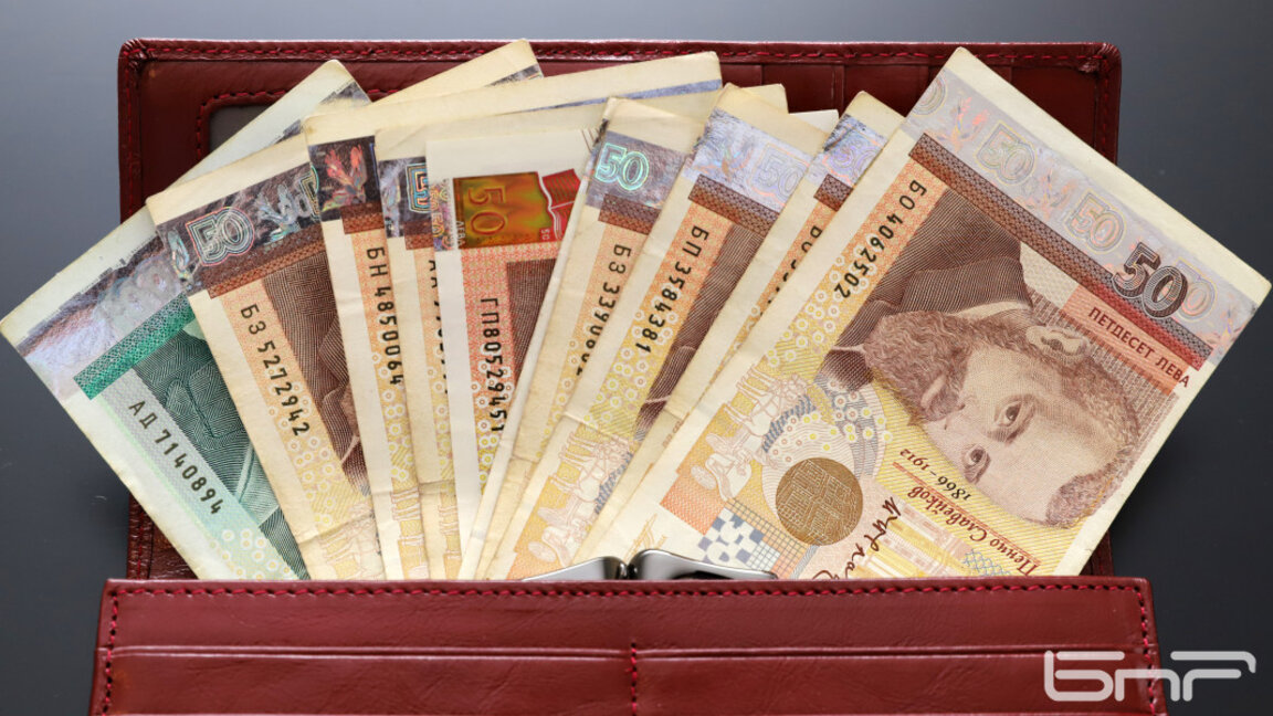 Проект: 1077 лева минимална заплата от Нова година