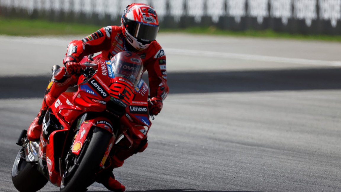 Марк Маркес се завърна на пистата след 4...