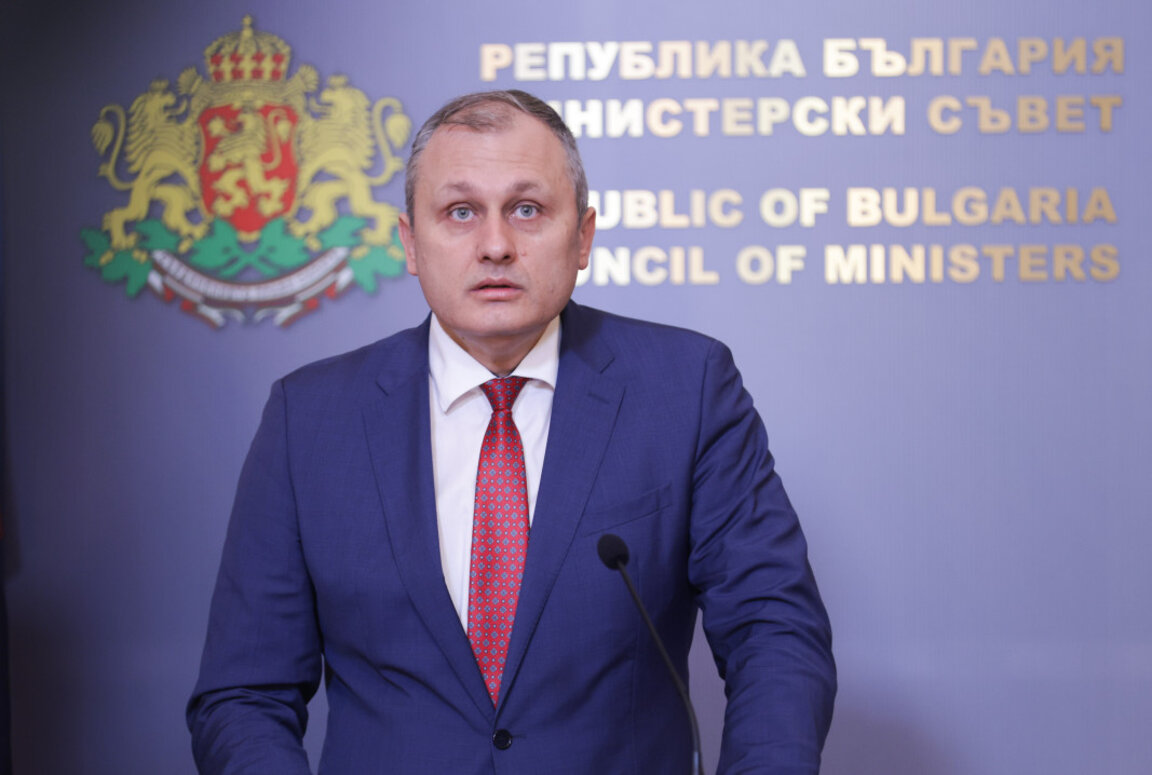 Министърът на електронното управление Валентин Мундров.