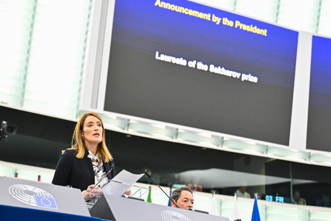 Носителите на наградата бяха обявени от председателката на ЕП Роберта Мецола.