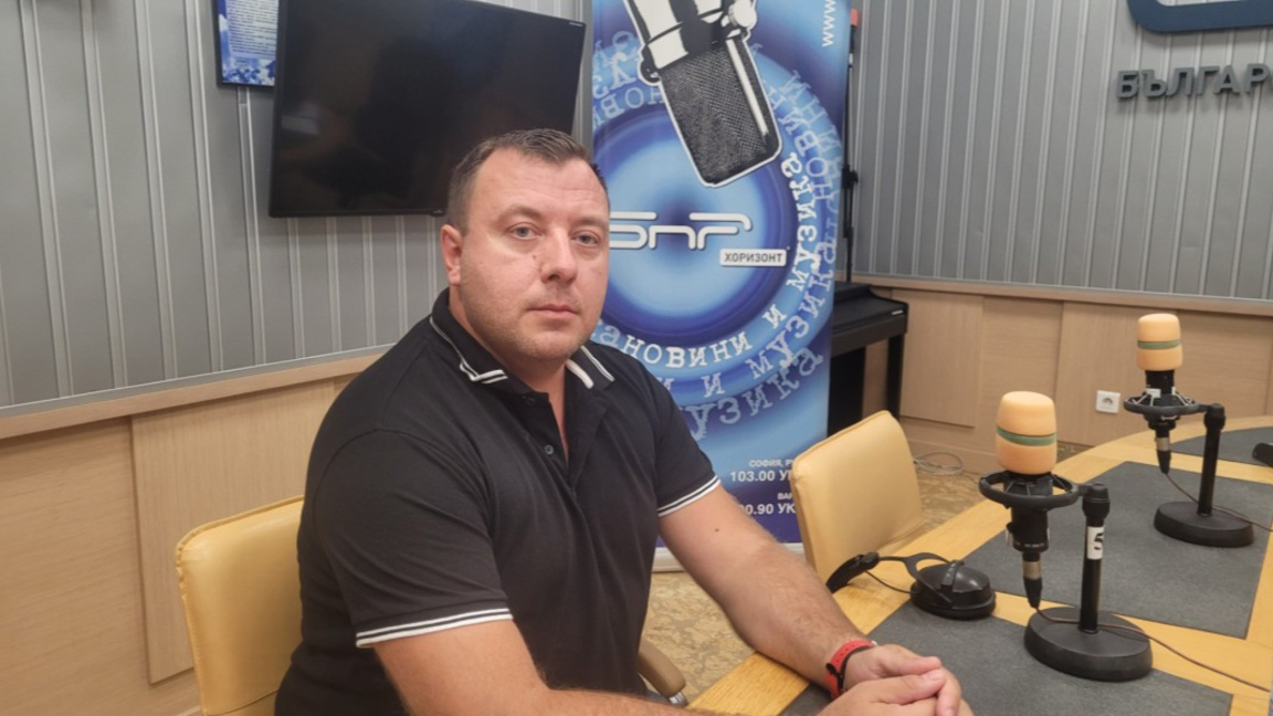 Петър Петров