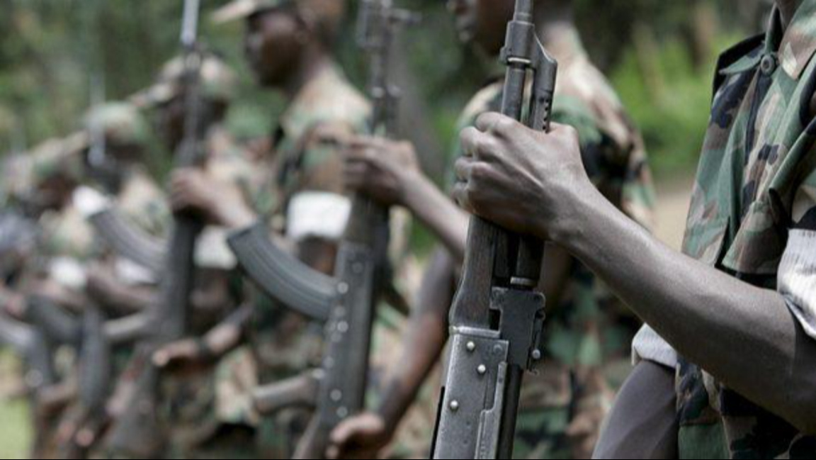 САЩ изпращат 200 войници, за да обучават...