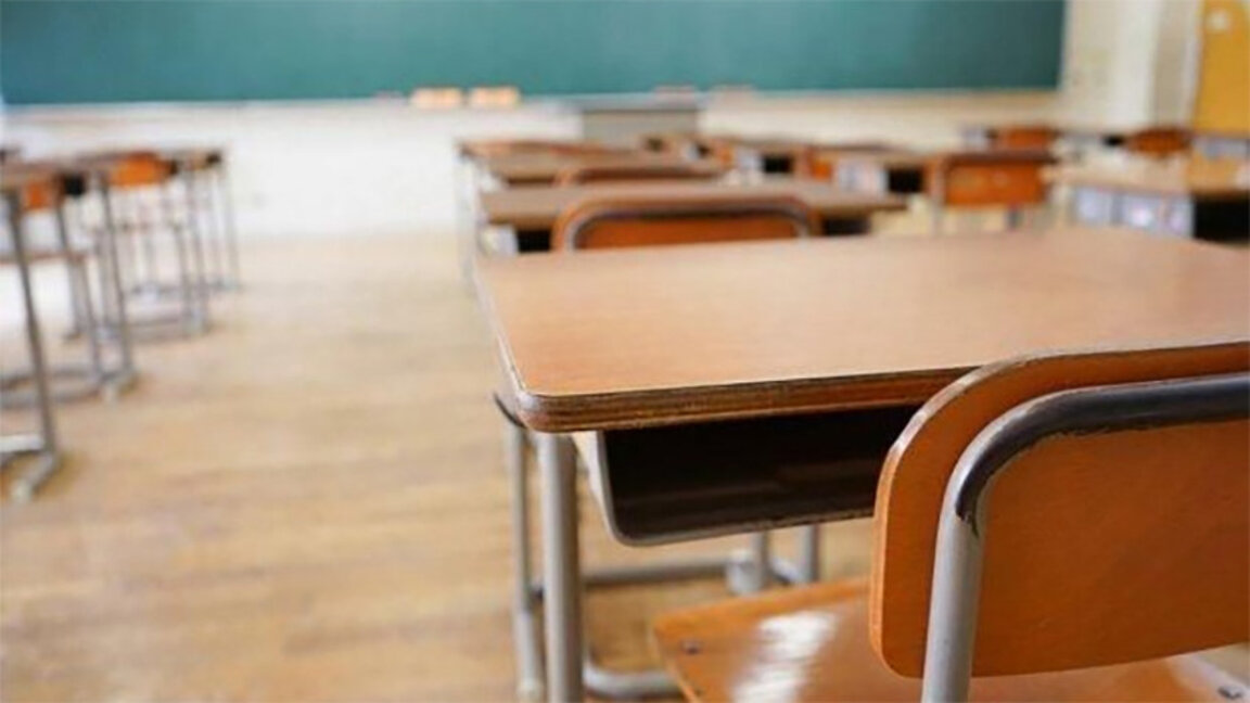 Четвъртокласниците се явяват на "малка матура" по БЕЛ днес