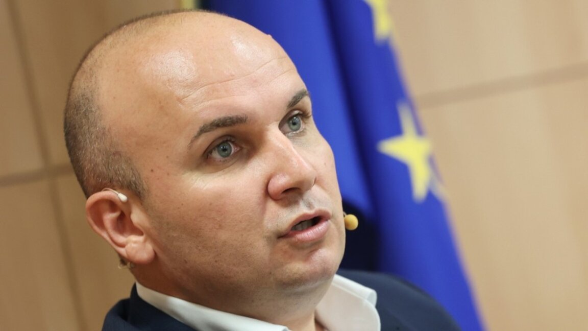 Илхан Кючюк