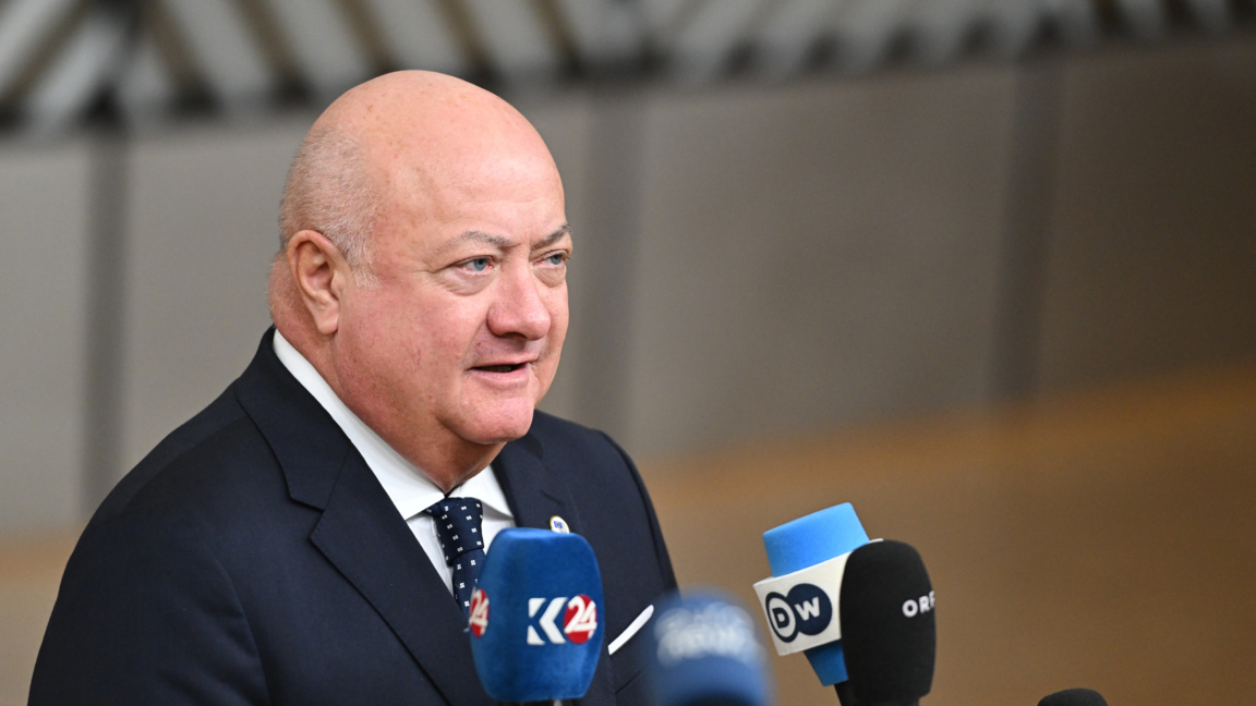 Бабиш, Щокер и Фицо: Поевтиняването на е...