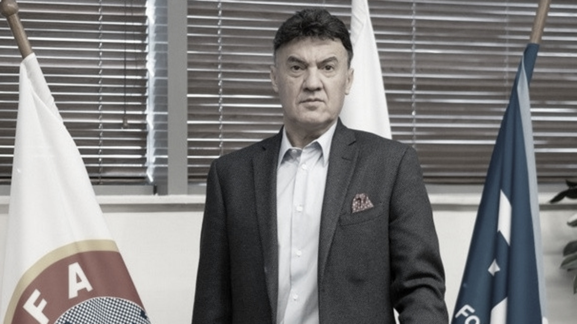 От ФИФА и УЕФА почетоха паметта на Борис...