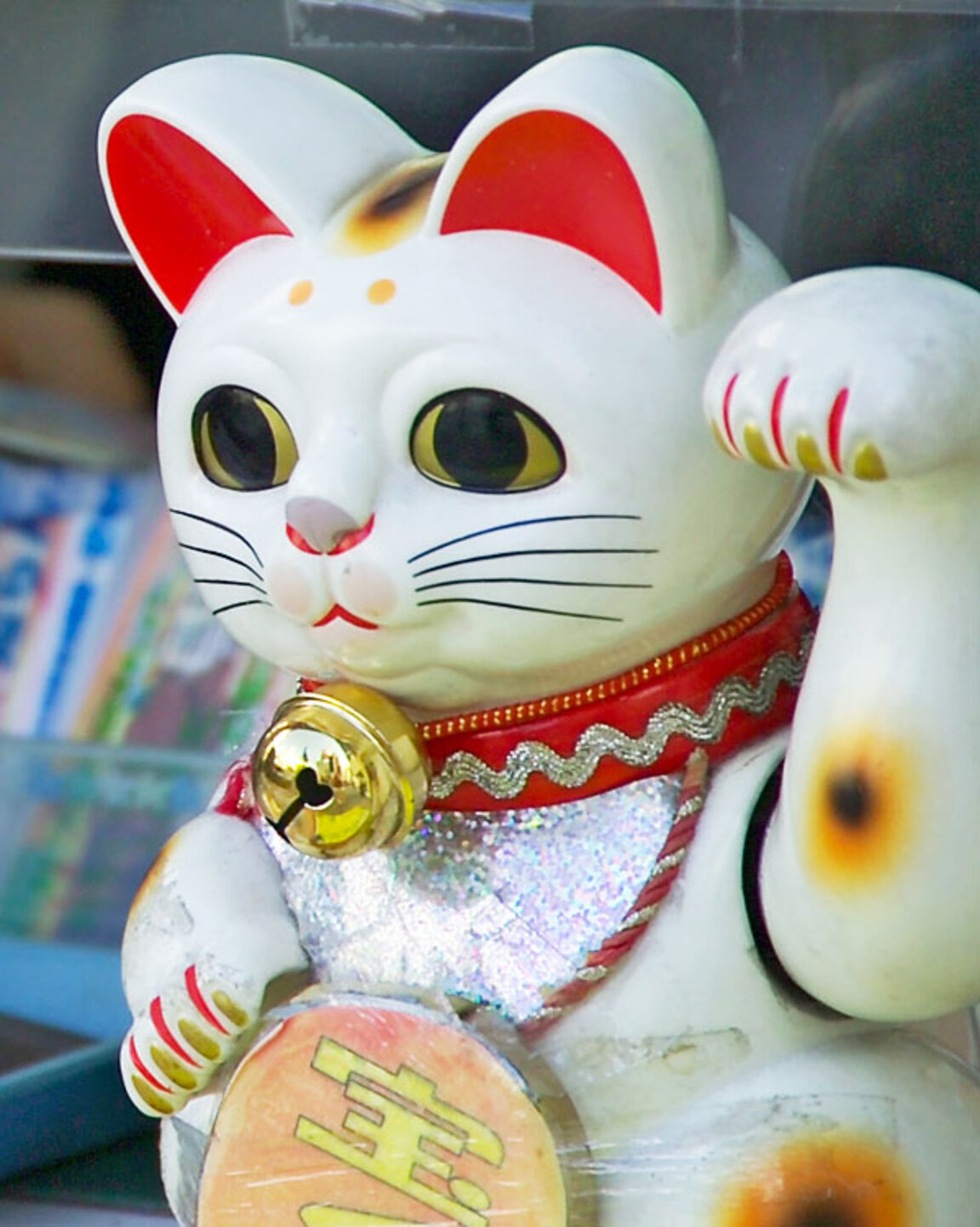 Котката на щастието