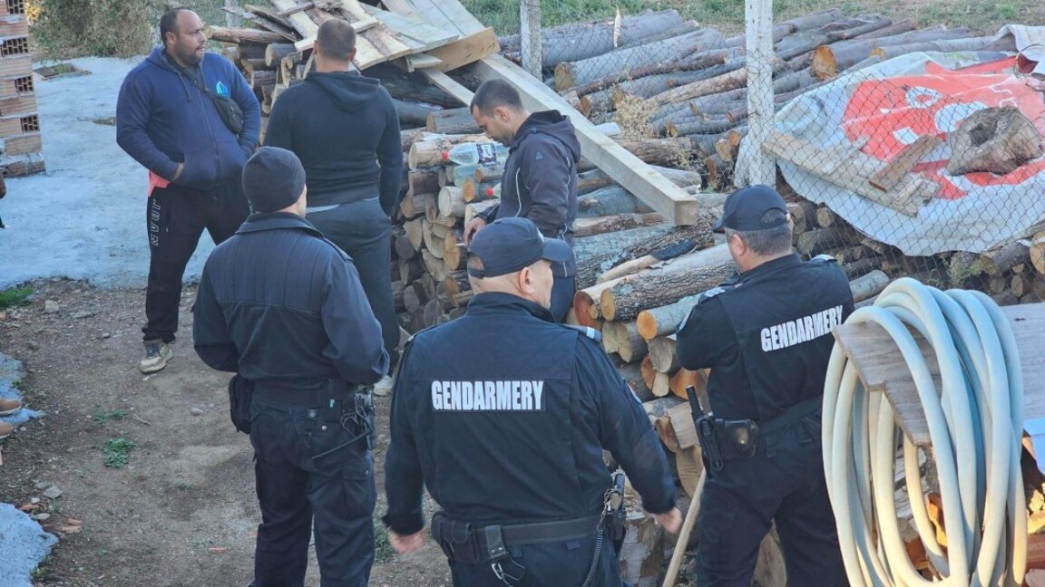 Акция в Твърдица срещу търговията с гласове