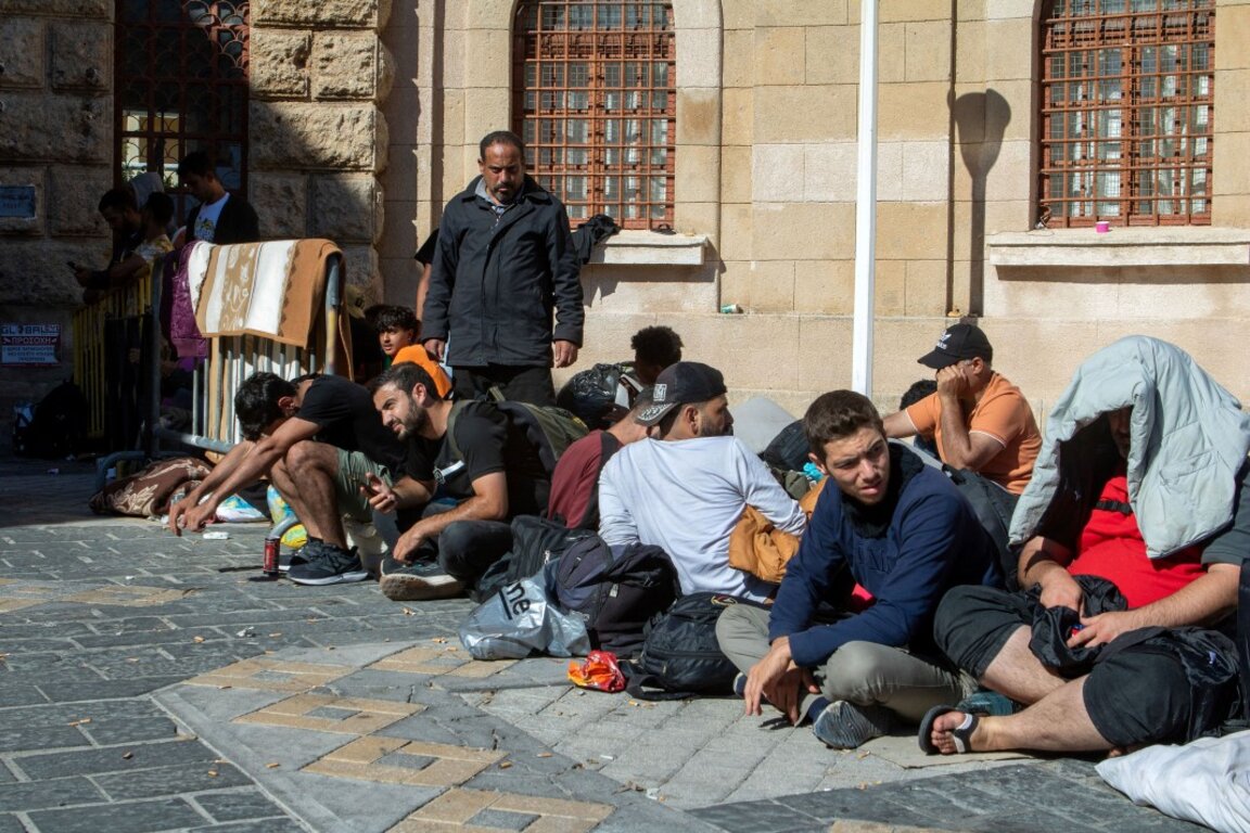 Продължава притокът на мигранти към Гърция