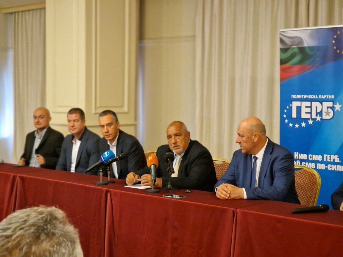 Лидерът на ГЕРБ Бойко Борисов се срещна с кметове, излъчени от партията