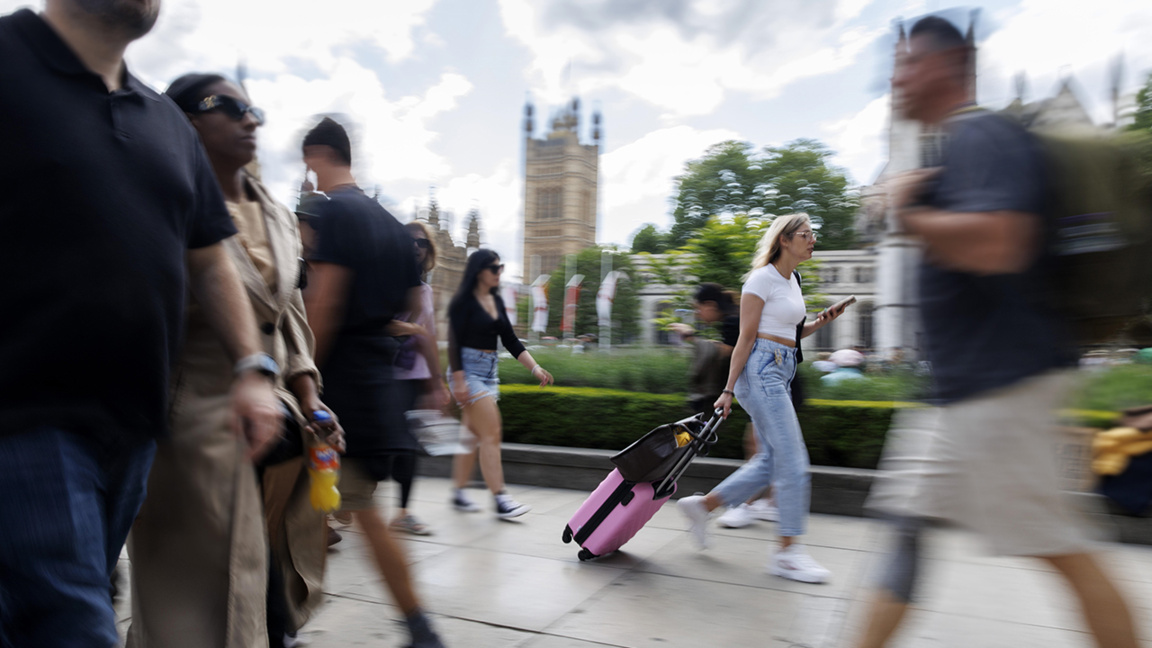 Великобритания затяга миграционния режим – за какво да внимават българите