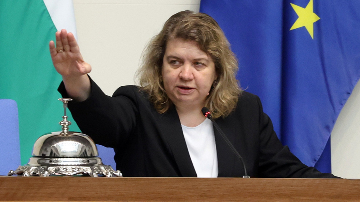 Наталия Киселова оглави парламентарната ...
