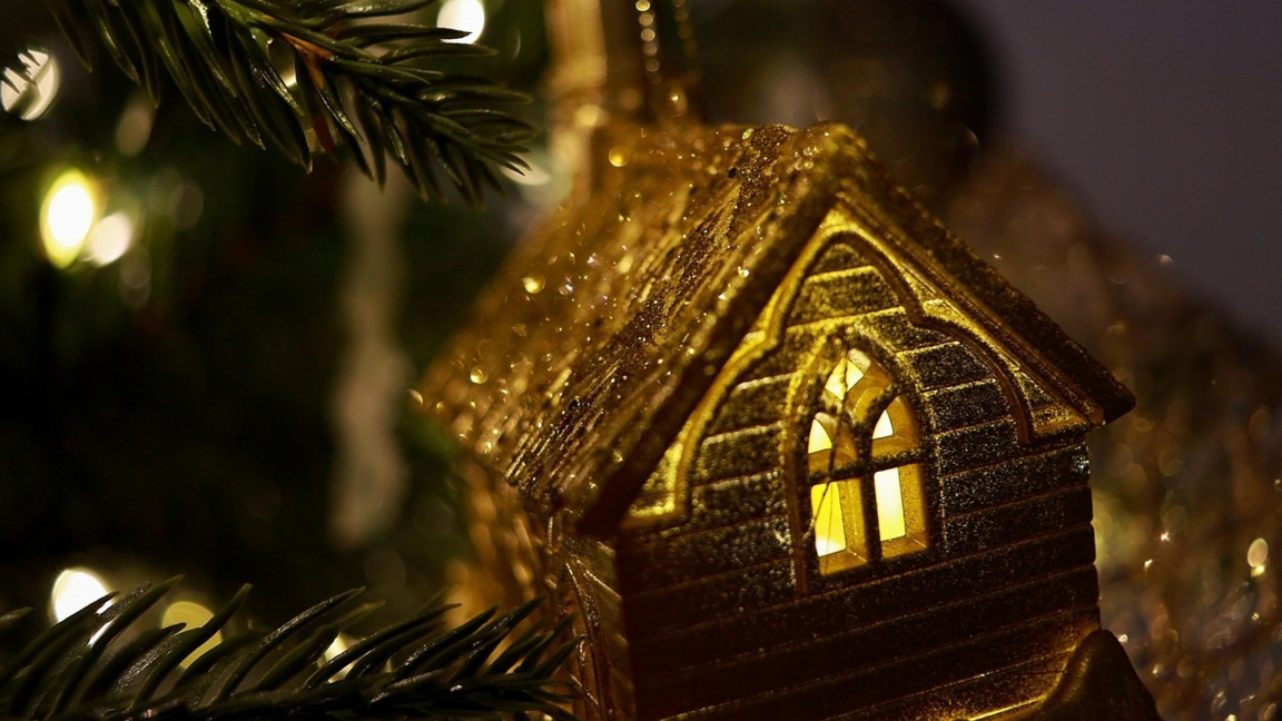 Пенсионирана лекарка в Испания приюти мигранти, останали без дом