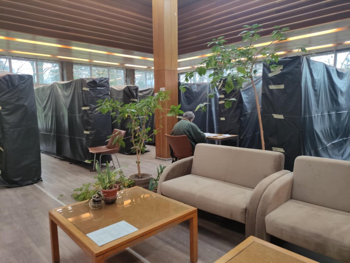 Затварят временно библиотеката