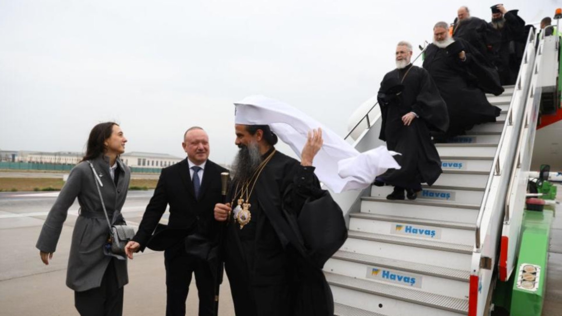 Патриарх Даниил пристигна в Истанбул за ...