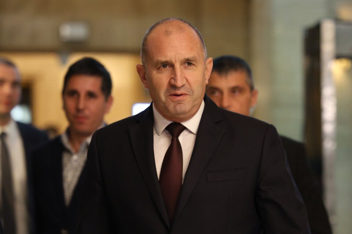 Радев: Съмнението за опорочаване на вота премина прага на търпимост