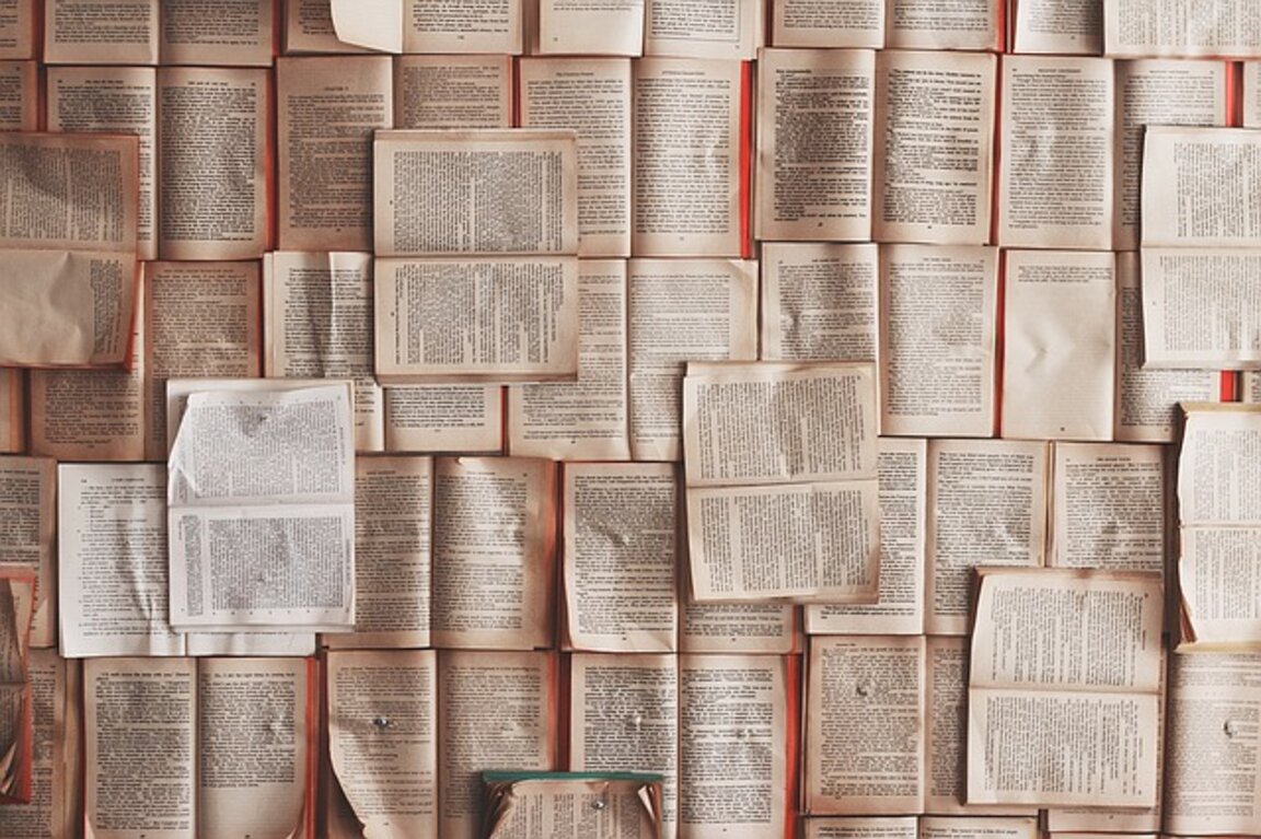 „Стара хартия за нова книга“