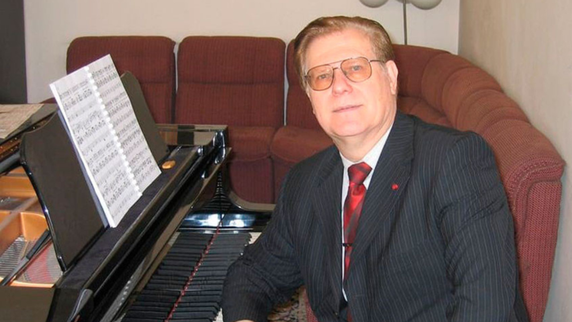 Георги Костов