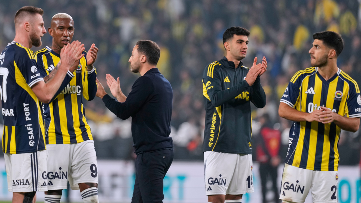 Президентът на Фенербахче беше освободен под съдебен контрол