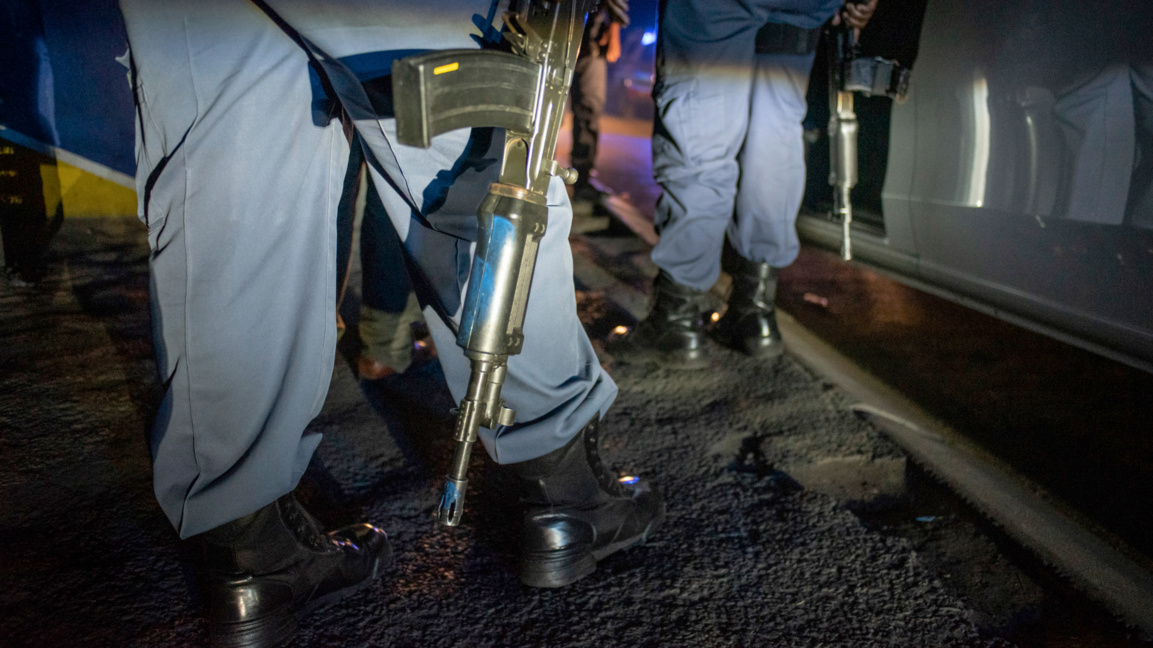 Девет убити и 10 ранени при стрелба в Юж...