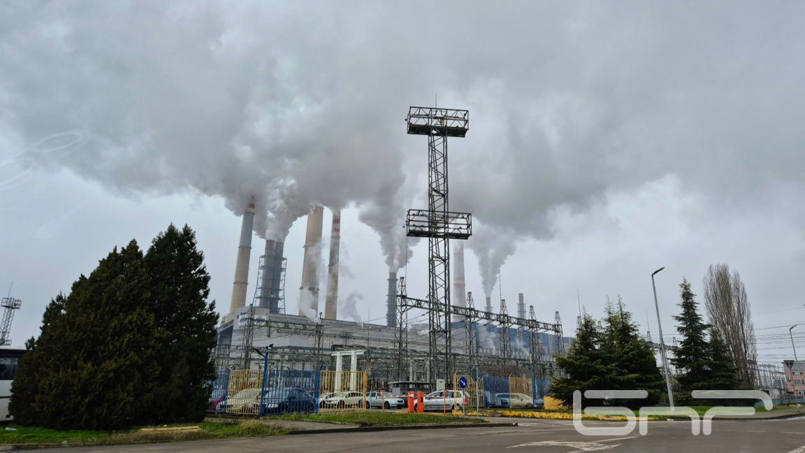 ТЕЦ "Марица изток 2" експериментира с биомаса срещу емисионния натиск