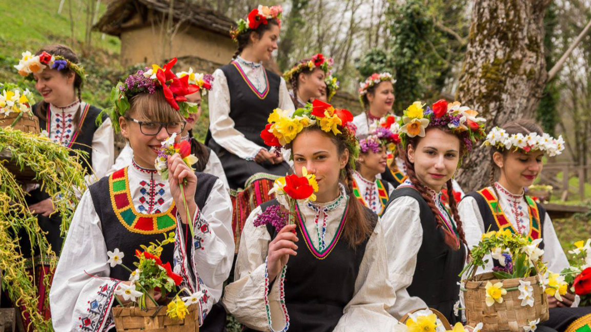 Гиздави лазарки и пролетно настроение в ...
