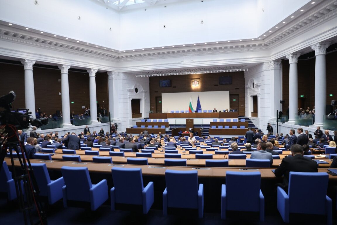 Шестият опит: Ще има ли избран председател на Народното събрание?