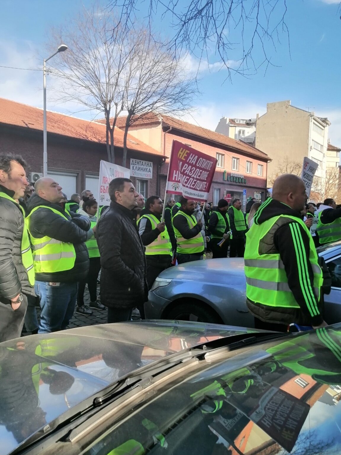 Фермерски протест пред земеделското министерство с искане министър Вътев да подаде оставка
