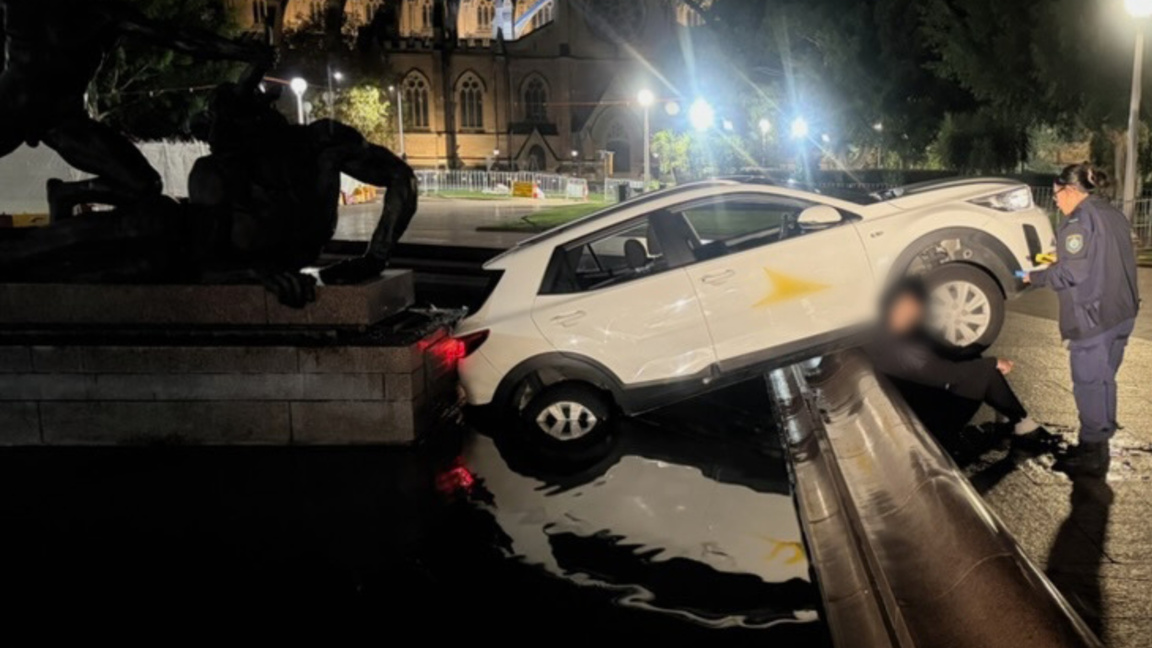 Катастрофа не отслаби апетита на млад мъ...
