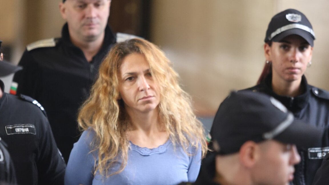 Софийски градски съд провежда съдебно заседание по искане за по-лека мярка, подадено от бившия директор на Агенция "Митници" Петя Банкова, 14 октомври 2024 г.