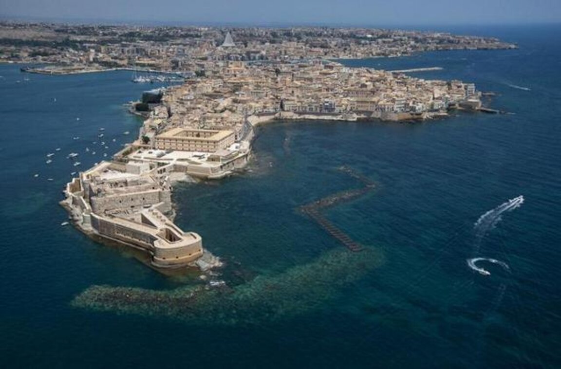 Пъдпъдъченият остров