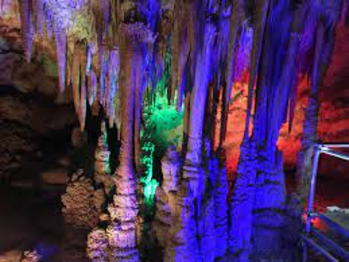 На разходка до пещера Венеца