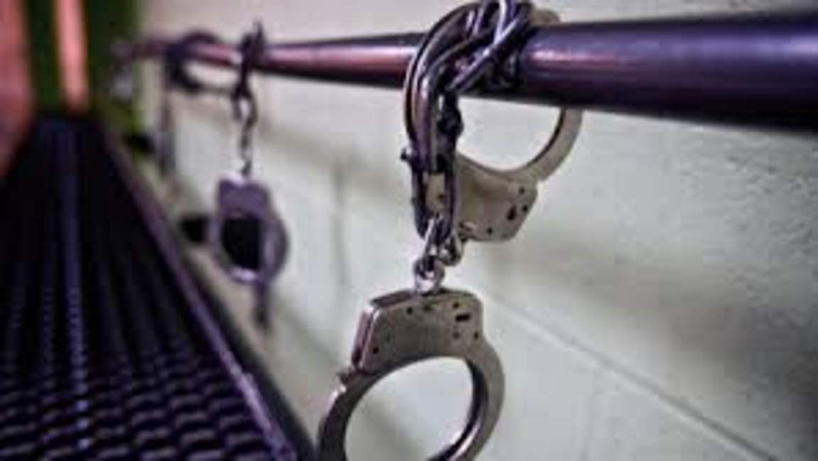 Арестуваха баща, ударил шамар на ученик ...