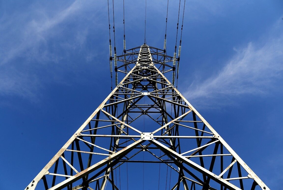 Бюджет 2024 не разписва енергийни компенсации за бизнеса. Застрашени са цели сектори