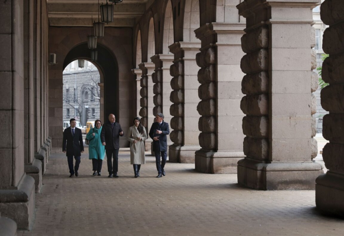 Представители на ПП-ДБ внасят искане в Конституционния съд относно мандатите на ВСС и избора на главен прокурор - 5 декември 2024 г.